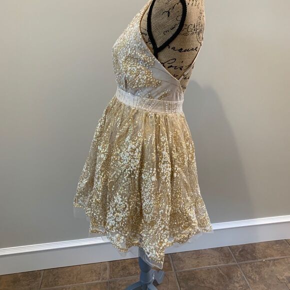 Party Dress Sequins and beaded plunging neckline - Picture 5 of 11